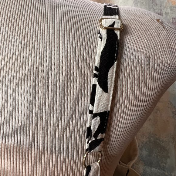 White and Black V-Neck Sundress - Picture 8 of 16